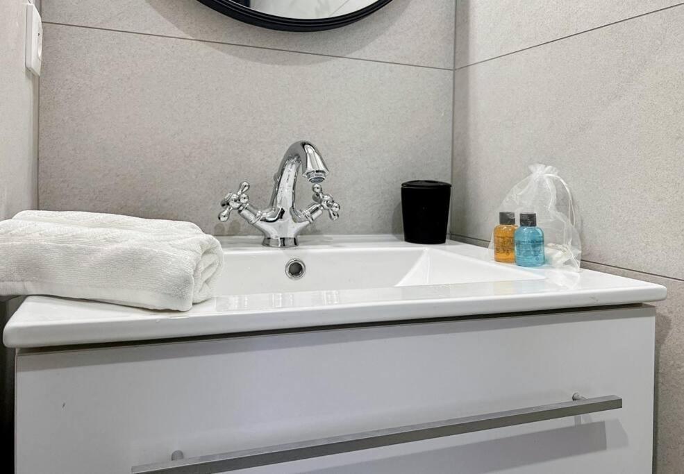 Apartament Le Griffon D'Or - Centre Historique - Au Calme Rennes Zewnętrze zdjęcie